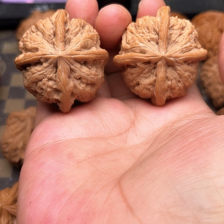 用***4吊坠文玩核桃你们都在