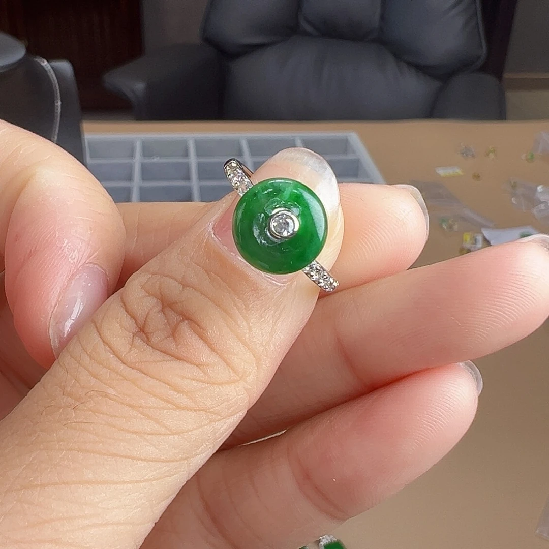 银S925镶嵌戒指翡翠戒指