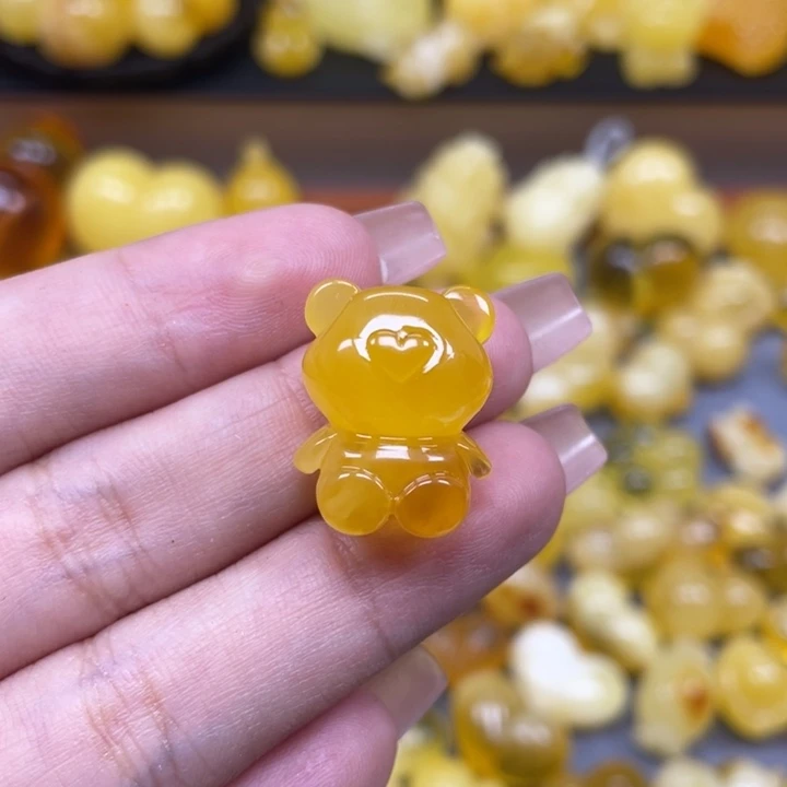 琥珀未镶嵌珠宝奇石