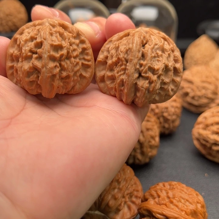把件文玩核桃43球白