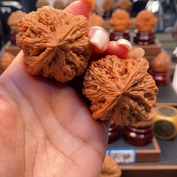 文玩核桃吊坠核桃