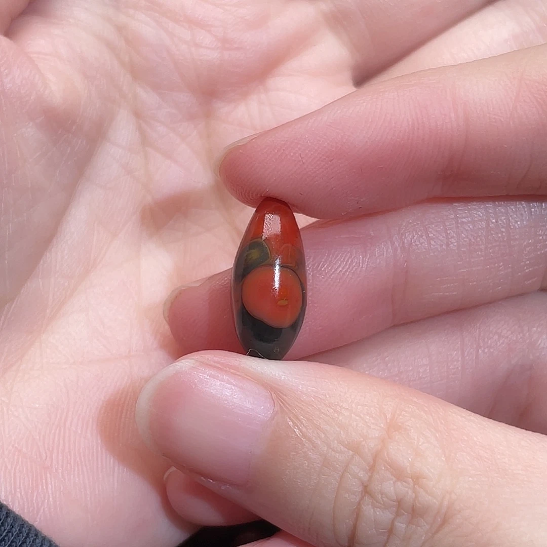 山***人南红玛瑙未镶嵌圆珠