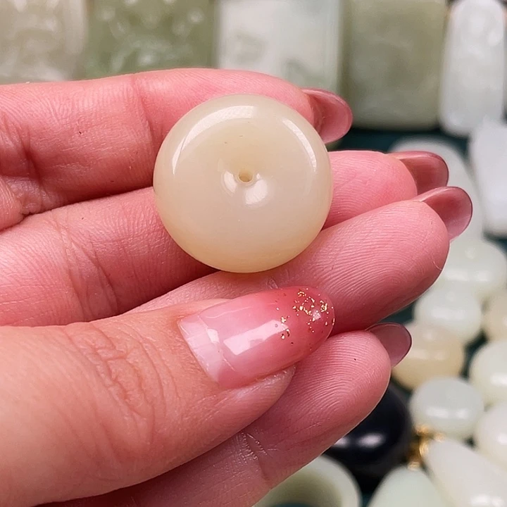 和田玉（糖玉）未镶嵌手链