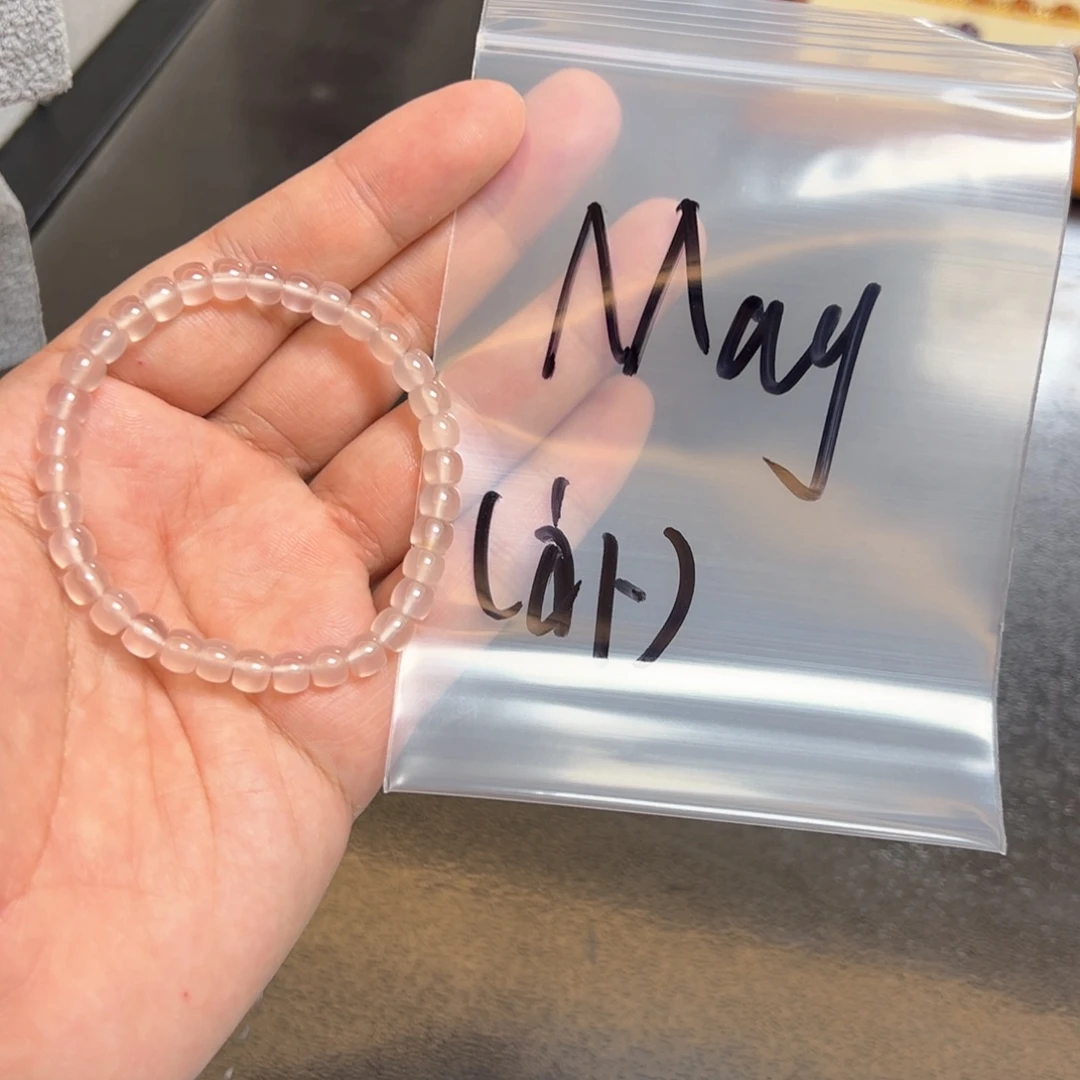 M***、玛瑙/玉髓未镶嵌珠宝半成品