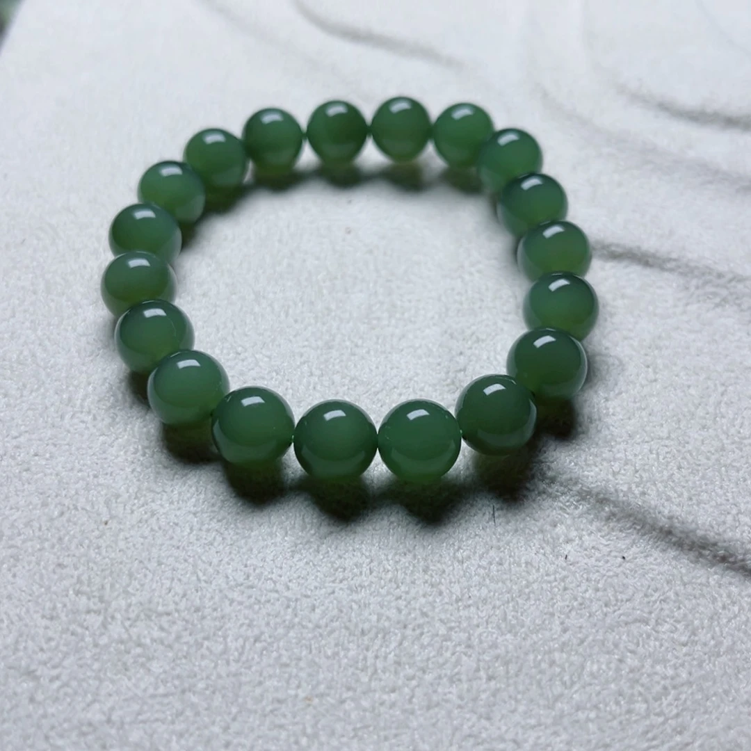 手串未镶嵌和田玉可****?