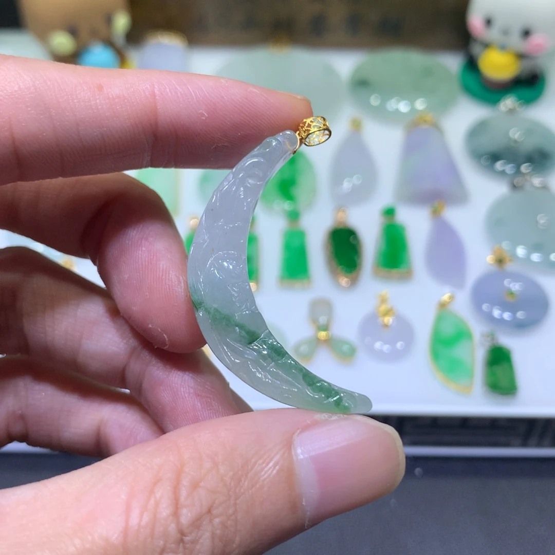 翡翠18K金镶嵌吊坠(不含链)