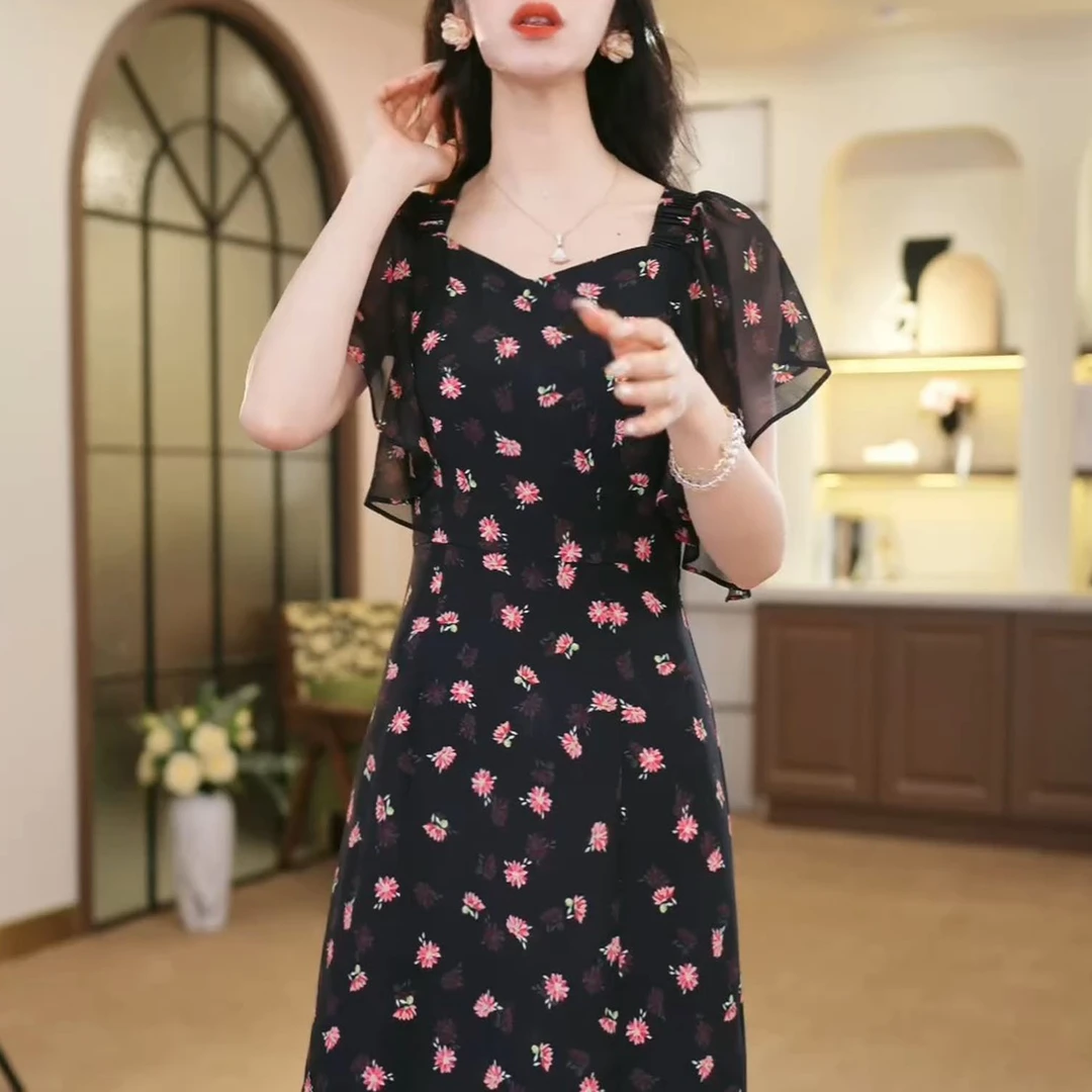 法式时尚碎花连衣裙女2025夏季新款气质显瘦设计感中长款休闲裙子