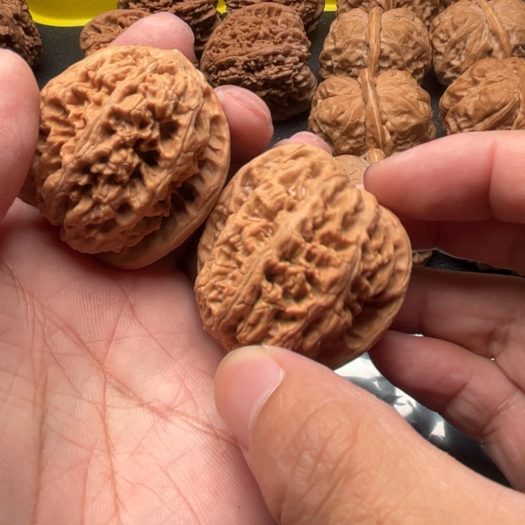 初***术文玩核桃吊坠文玩核桃吊坠