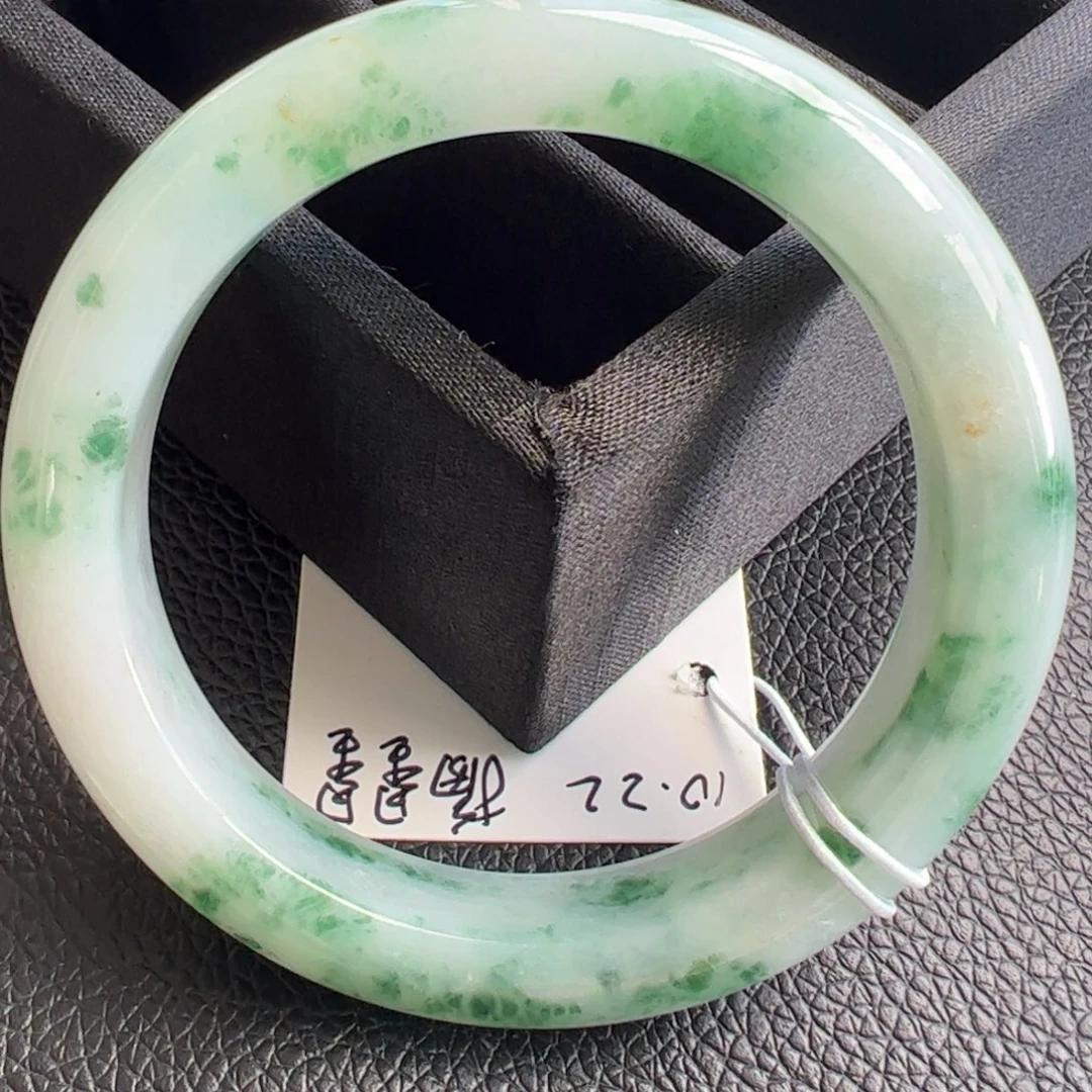 翡翠未镶嵌手镯56