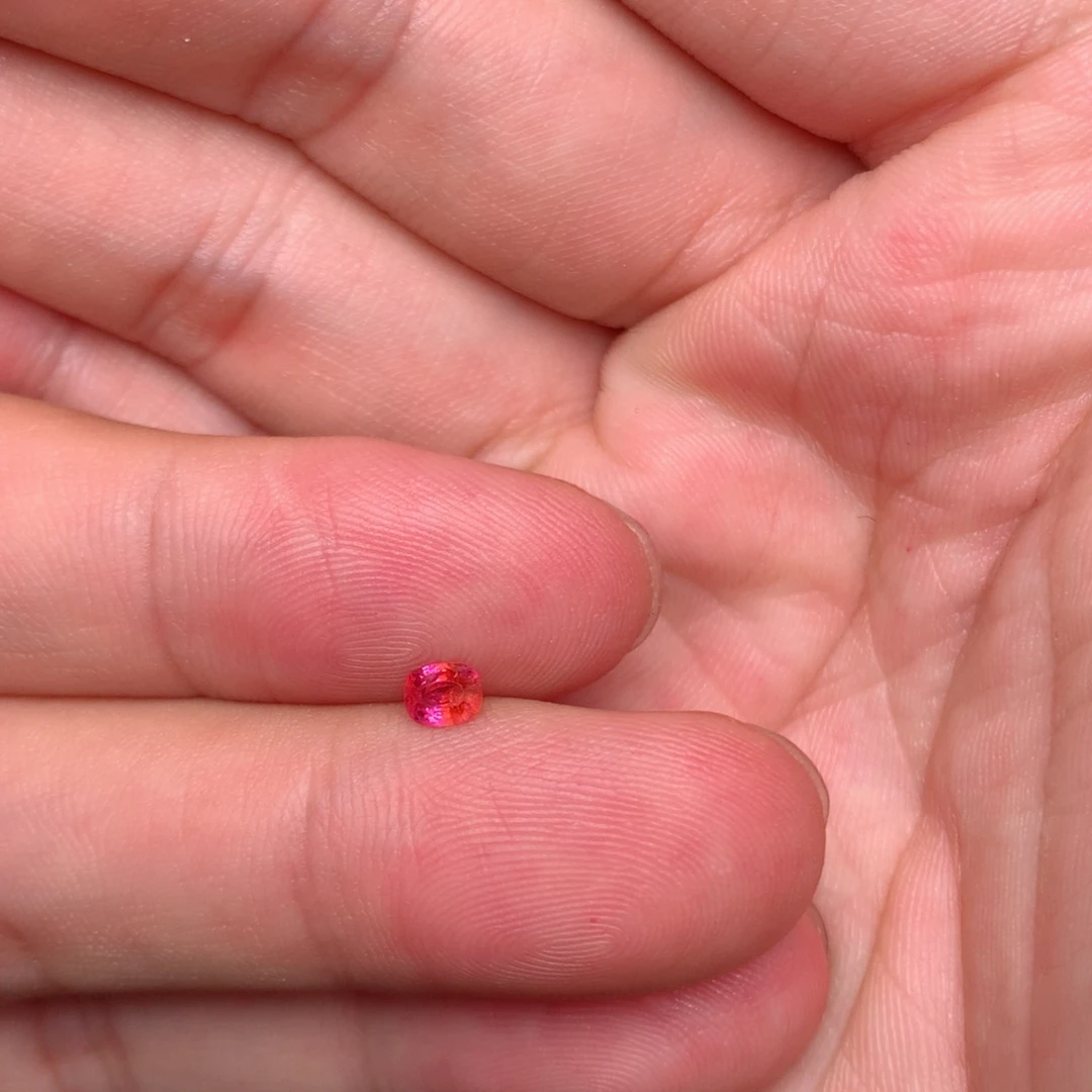 裸石尖晶石裸石尖晶石莲花色