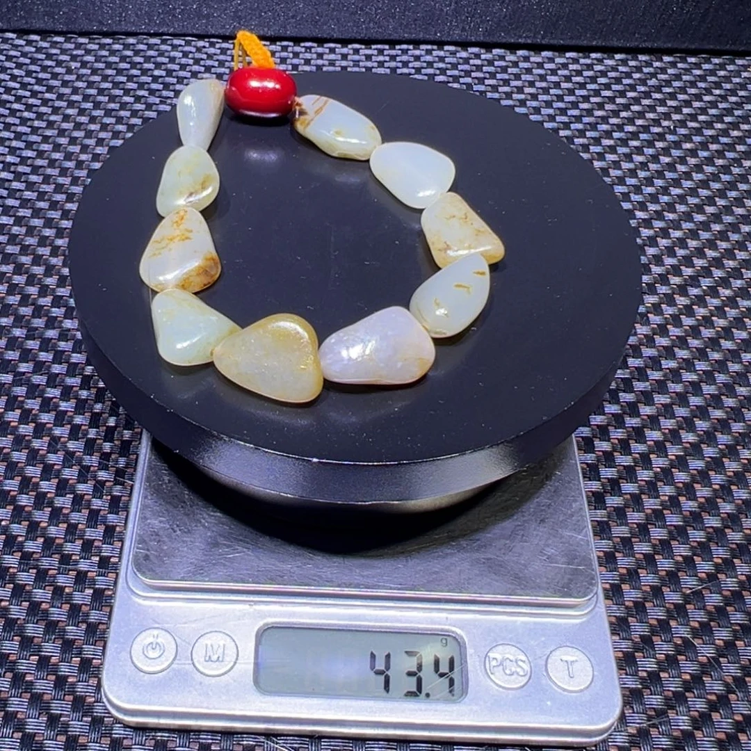吊坠(不含链)未镶嵌和田玉（子料）43