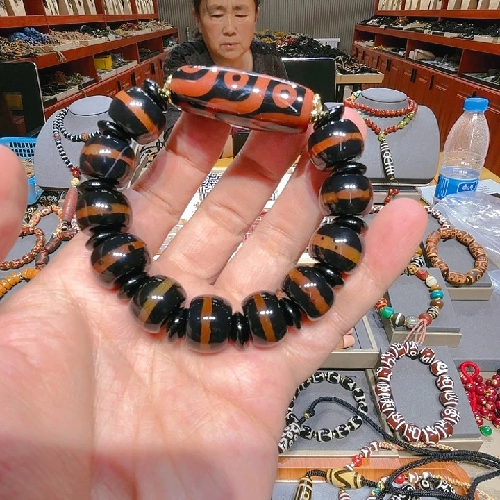 未镶嵌玛瑙/玉髓珠宝奇石