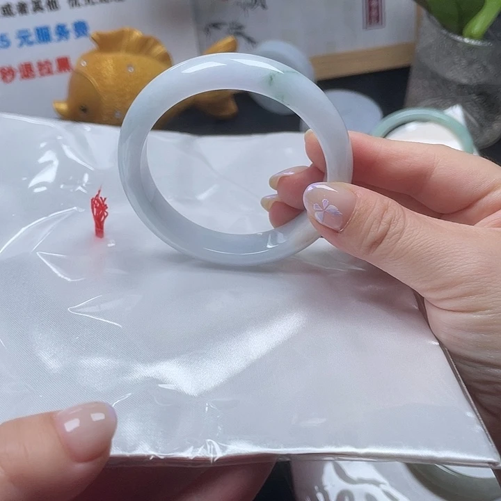 未镶嵌手镯翡翠正圈