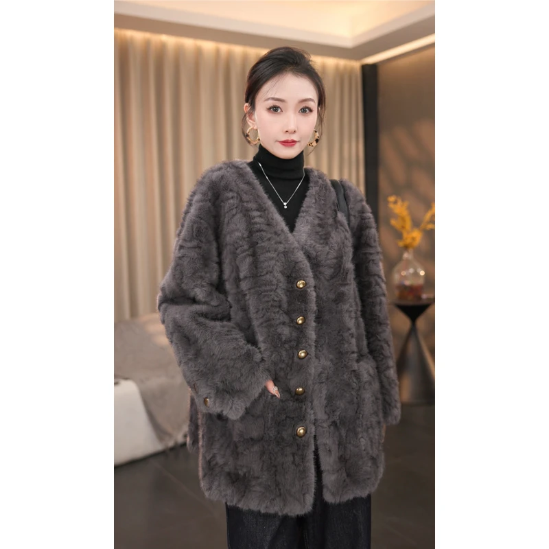 【花花】老钱风V领毛毛外套2025秋冬新款女装保暖轻奢气质加厚大衣