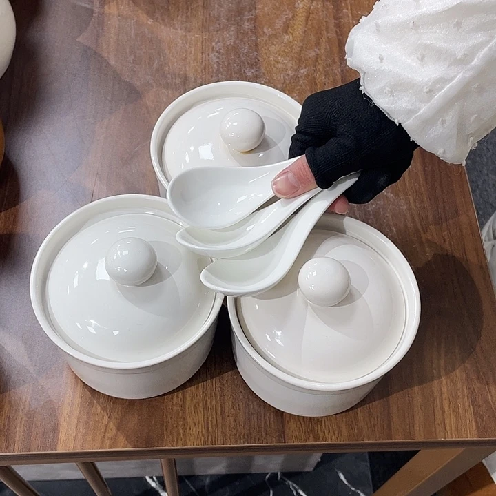 白瓷餐盘餐盘餐盘