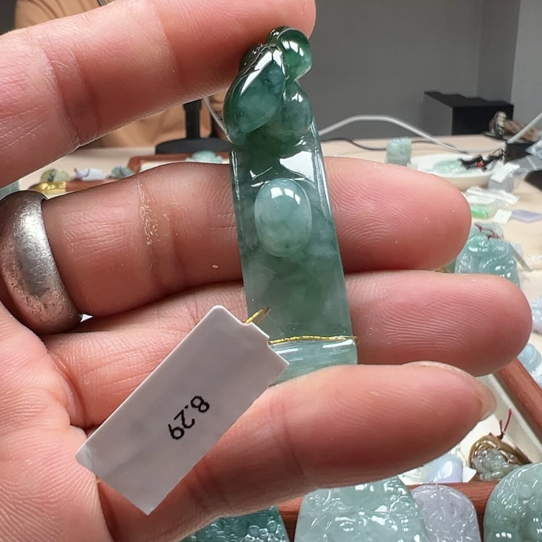 颈饰未镶嵌翡翠天然翡翠