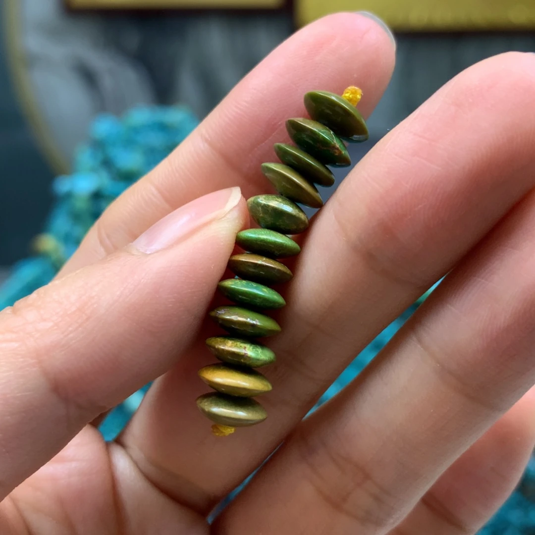 绿松石配饰未镶嵌