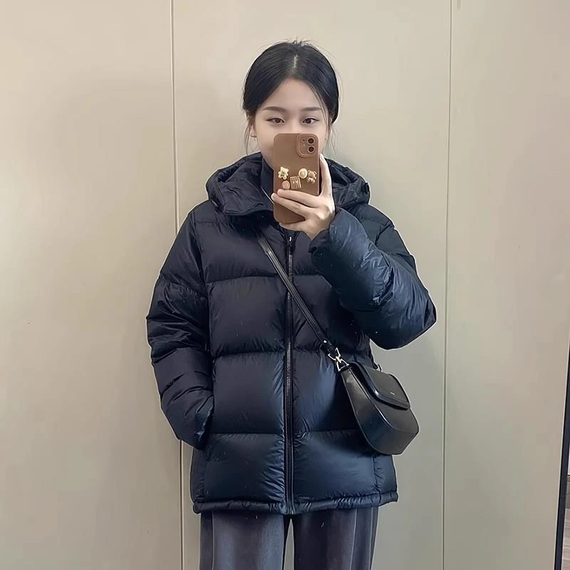 女2025年冬季新款气质连帽面包服保暖大尺码情侣外套短款时尚棉服