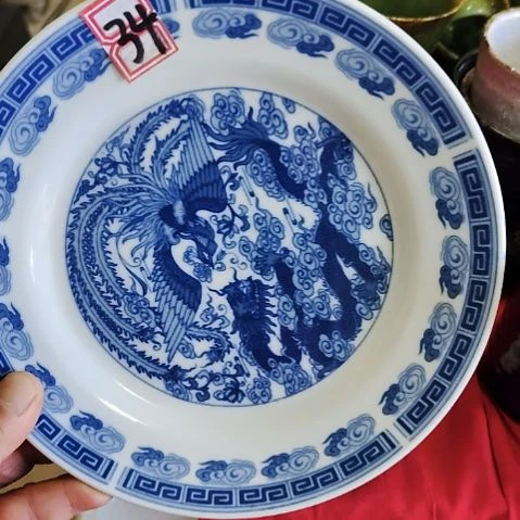 瓷片盘子，碗，瓶子，沙锅，茶壶，微瑕疵！