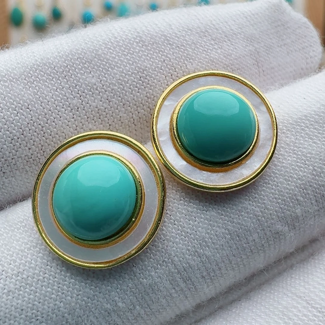 绿松石未镶嵌耳饰
