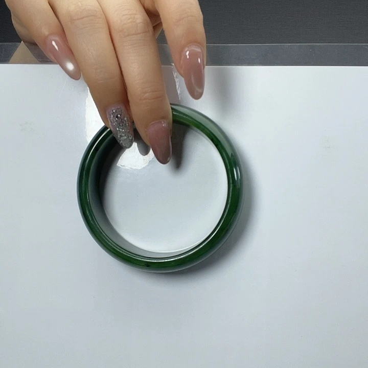 @****和田玉未镶嵌手镯