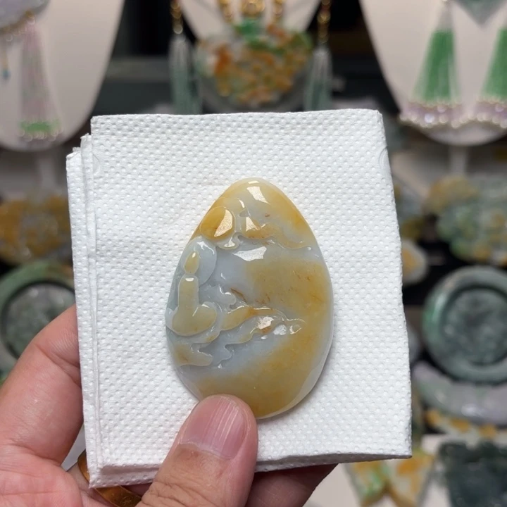 颈饰未镶嵌翡翠吊坠