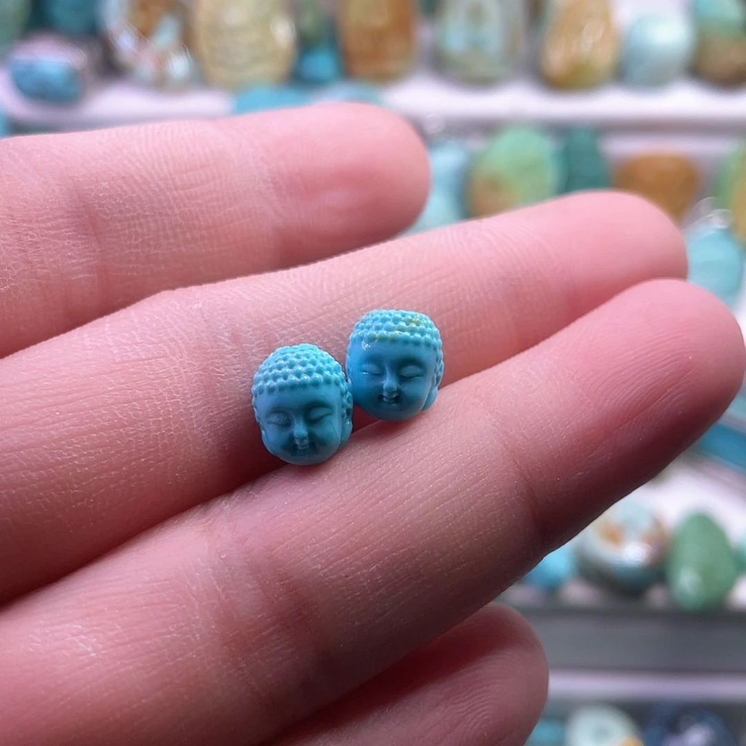 绿松石颈饰未镶嵌小*坨