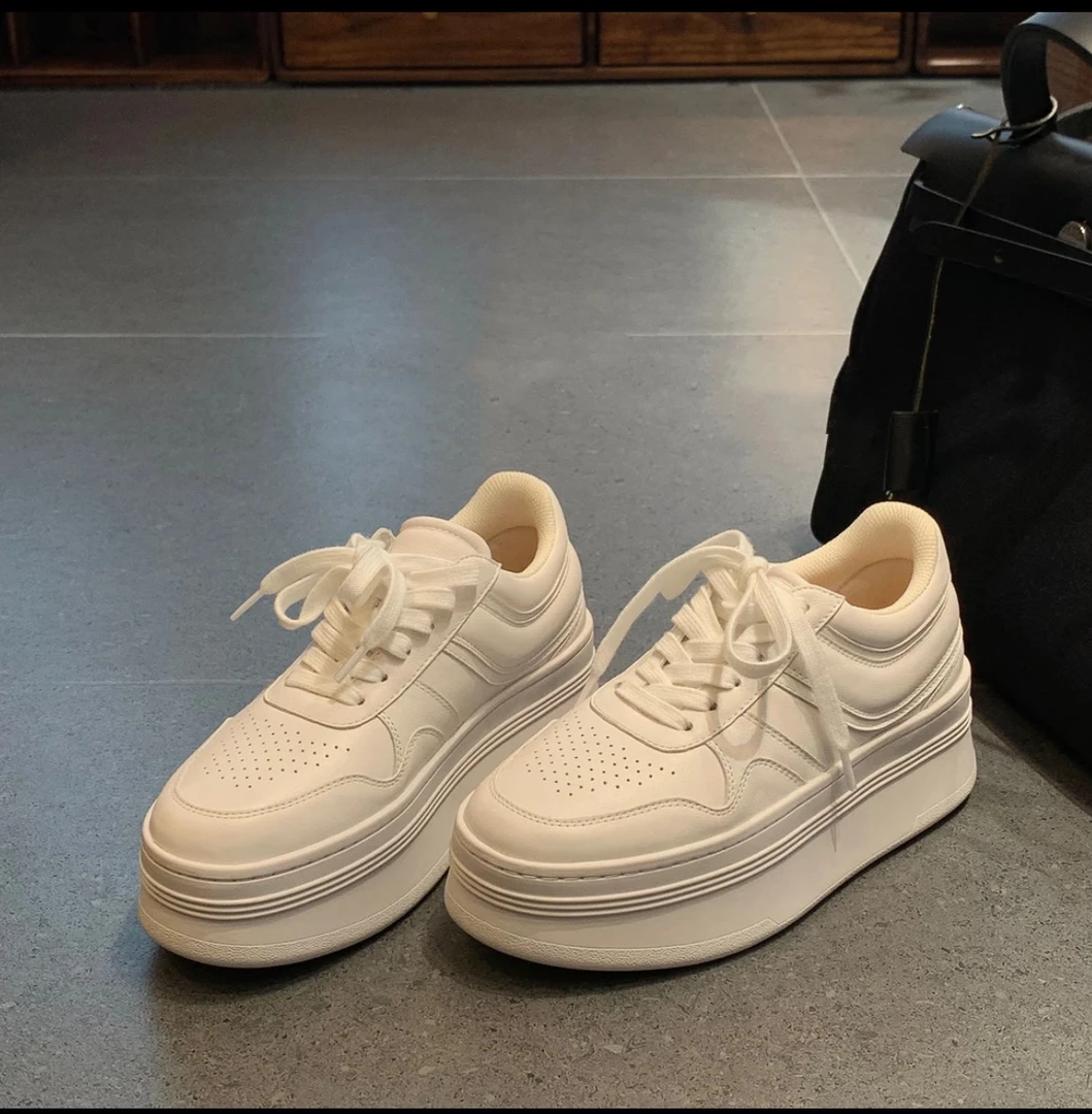 欧货厚底小白鞋ins时尚新款真皮休闲女鞋百搭潮流鞋夏季潮鞋白色