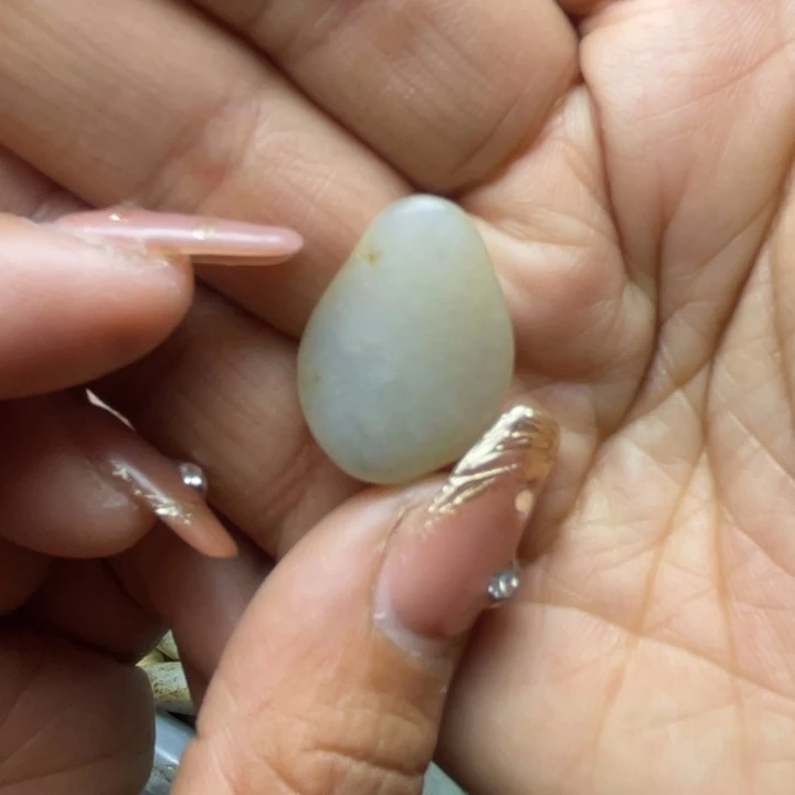 和田玉未镶嵌珠宝半成品