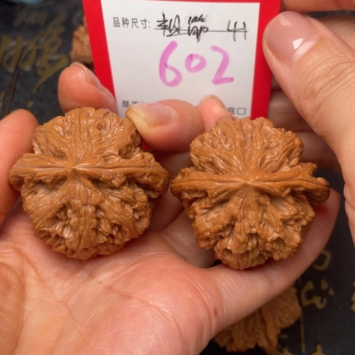 吊坠桃核文玩的好的