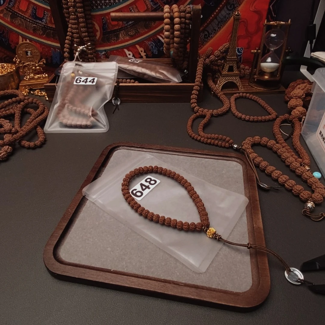 吊坠金刚菩提樂*哦哦哦哦哦哦哦哦哦哦哦