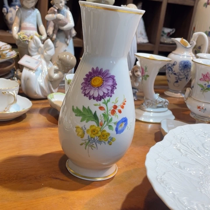 喜***乐中古一等花瓶花卉