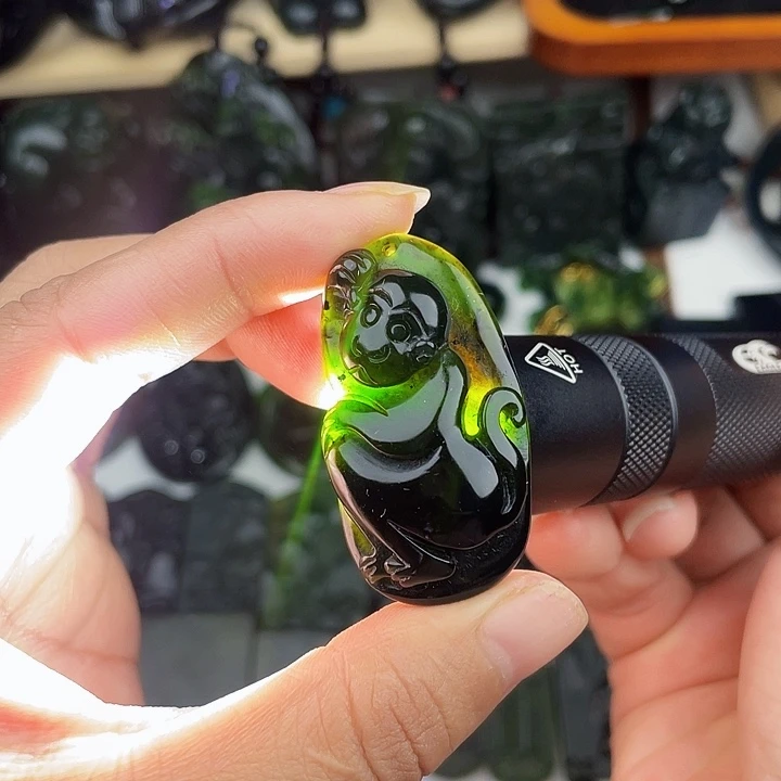 未镶嵌蛇纹石玉手串泰山玉生肖猴