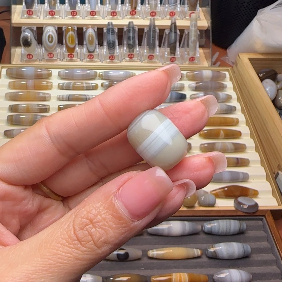 玛瑙/玉髓锁骨未镶嵌刘****雄