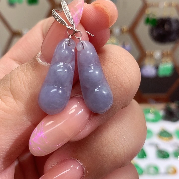 18K金镶嵌翡翠耳饰天然翡翠耳饰