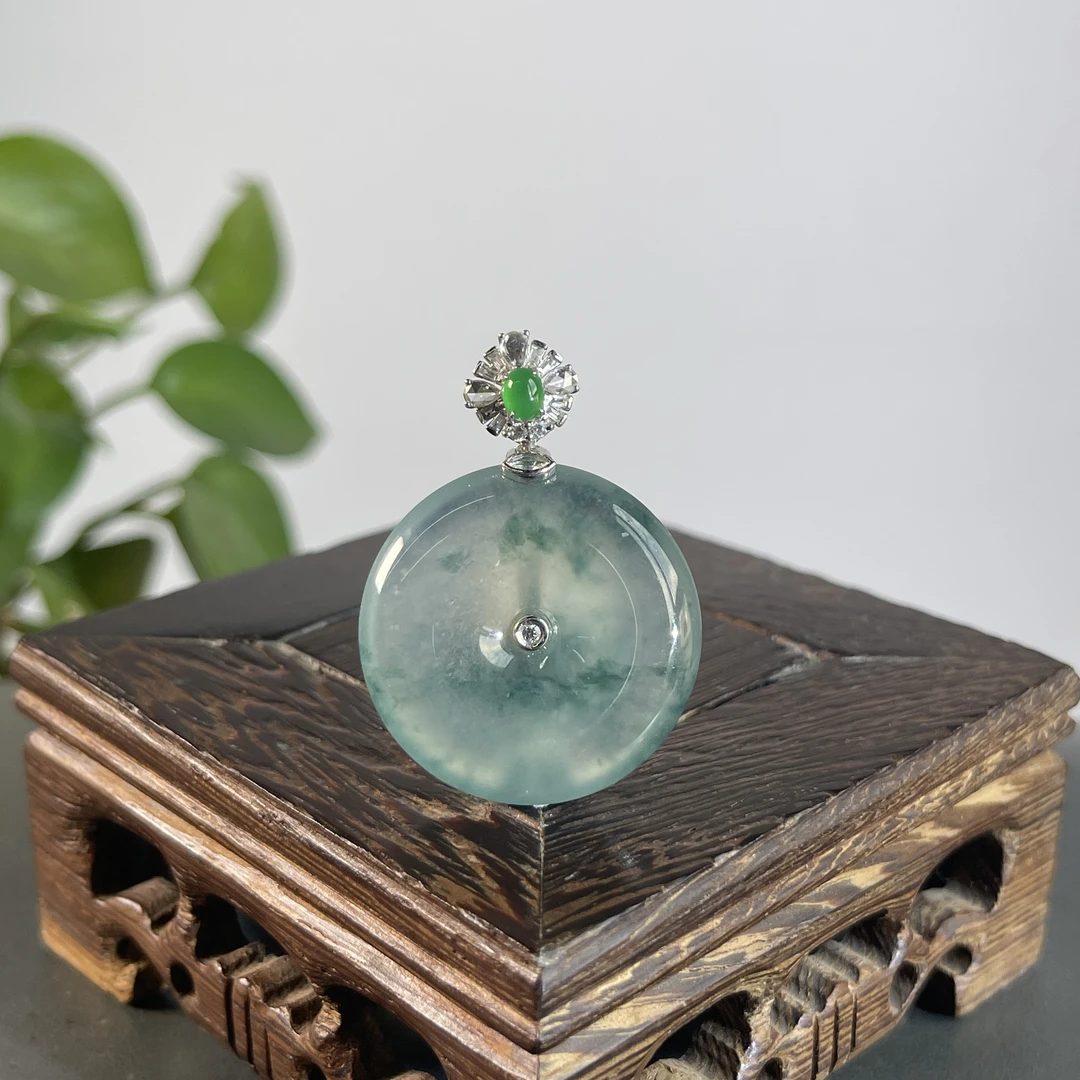 JXA26-176 天然缅甸A货翡翠  18K含钻镶嵌平安扣