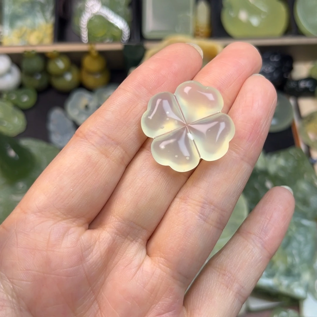 蛇纹石玉未镶嵌吊坠(赠链)