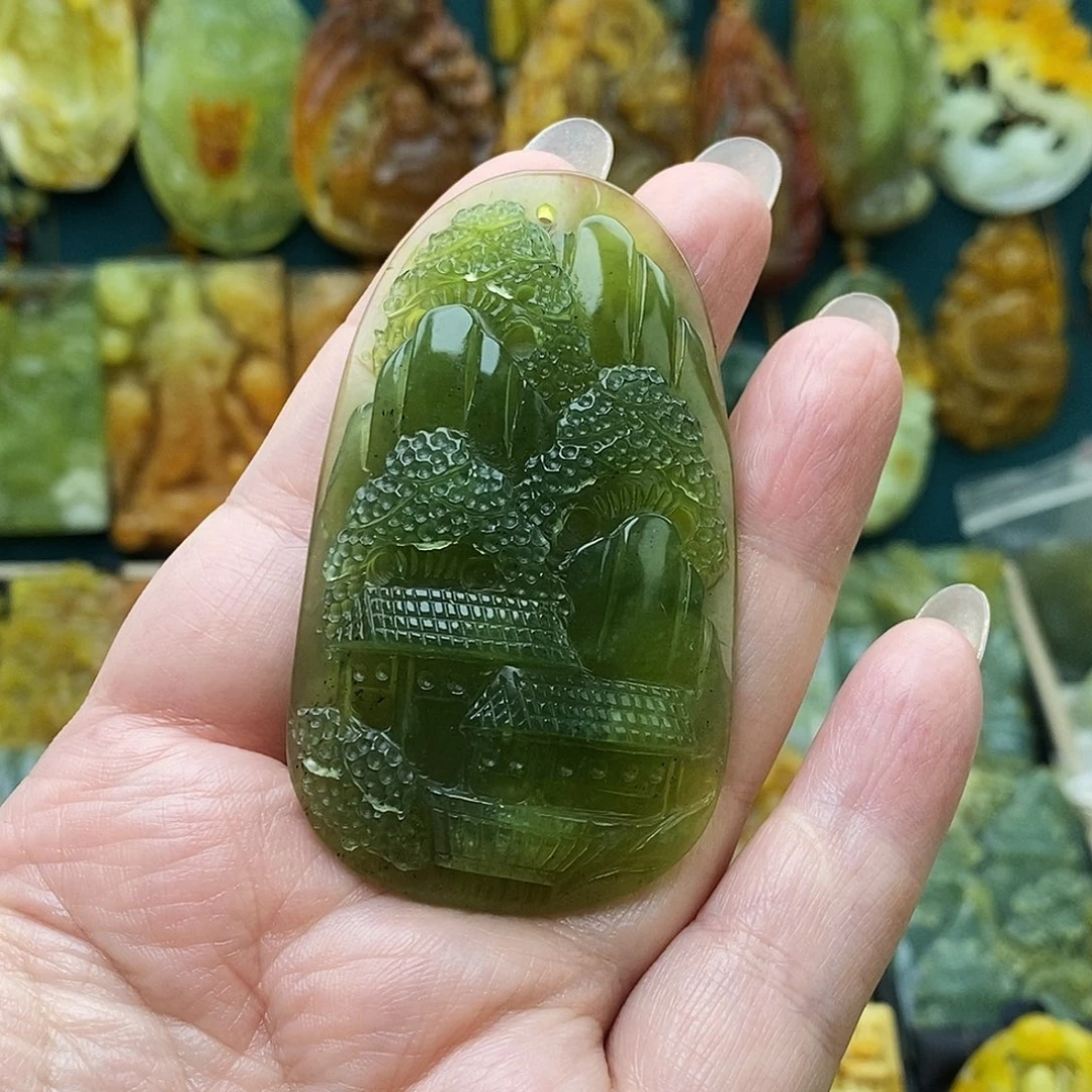 蛇纹石玉未镶嵌颈饰福利手工山水牌
