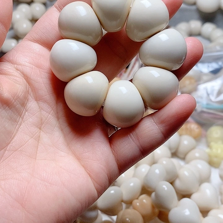 菩提根/象牙果吊坠曼****^瑕疵款蒜瓣手捻