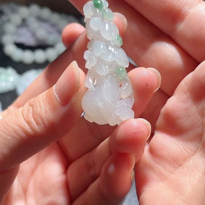 翡翠未镶嵌颈饰天然