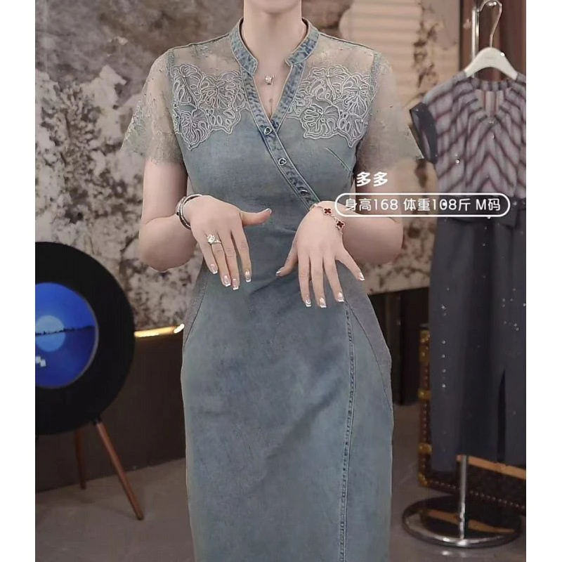 2025夏季新款显瘦裙子牛仔拼接蕾丝东方艺术牛仔收腰气质连衣裙