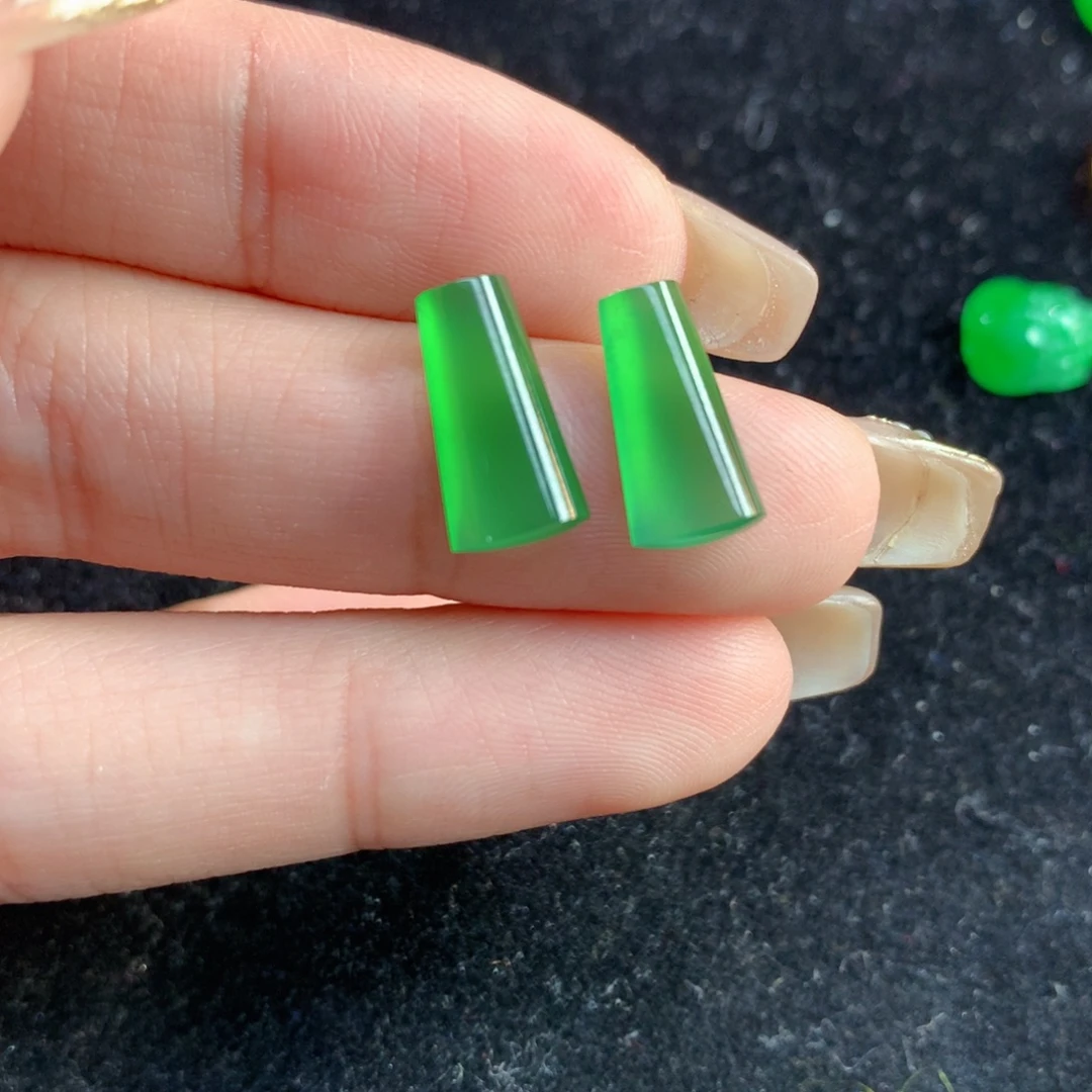 翡翠裸石12.56/6.38/2.98