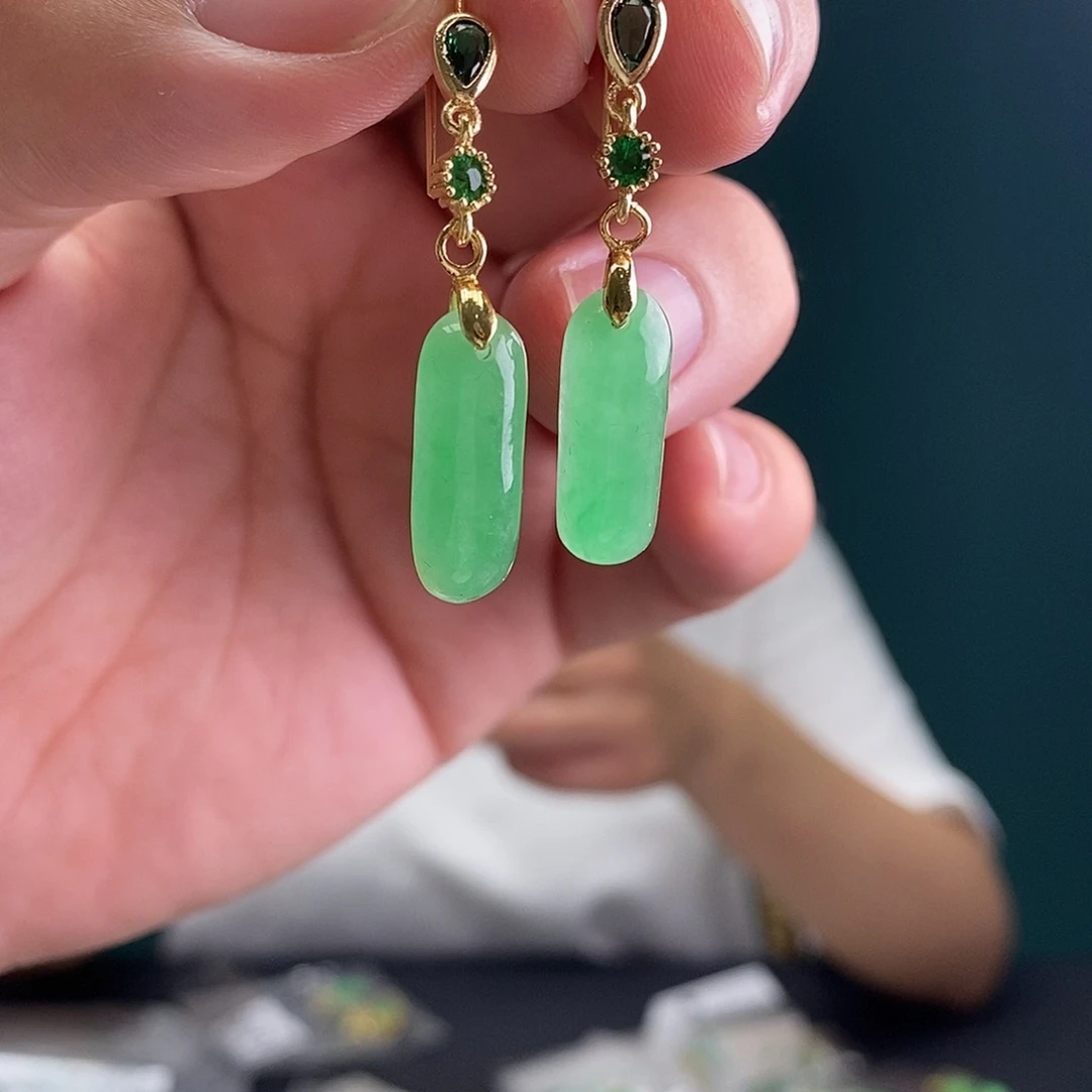 翡翠未镶嵌戒指888