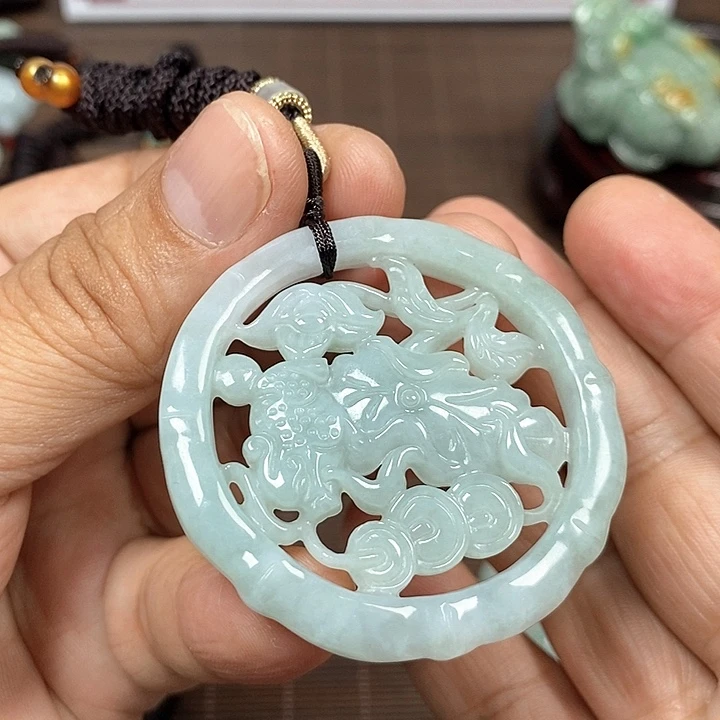 颈饰未镶嵌翡翠天然翡翠玉A货配证书