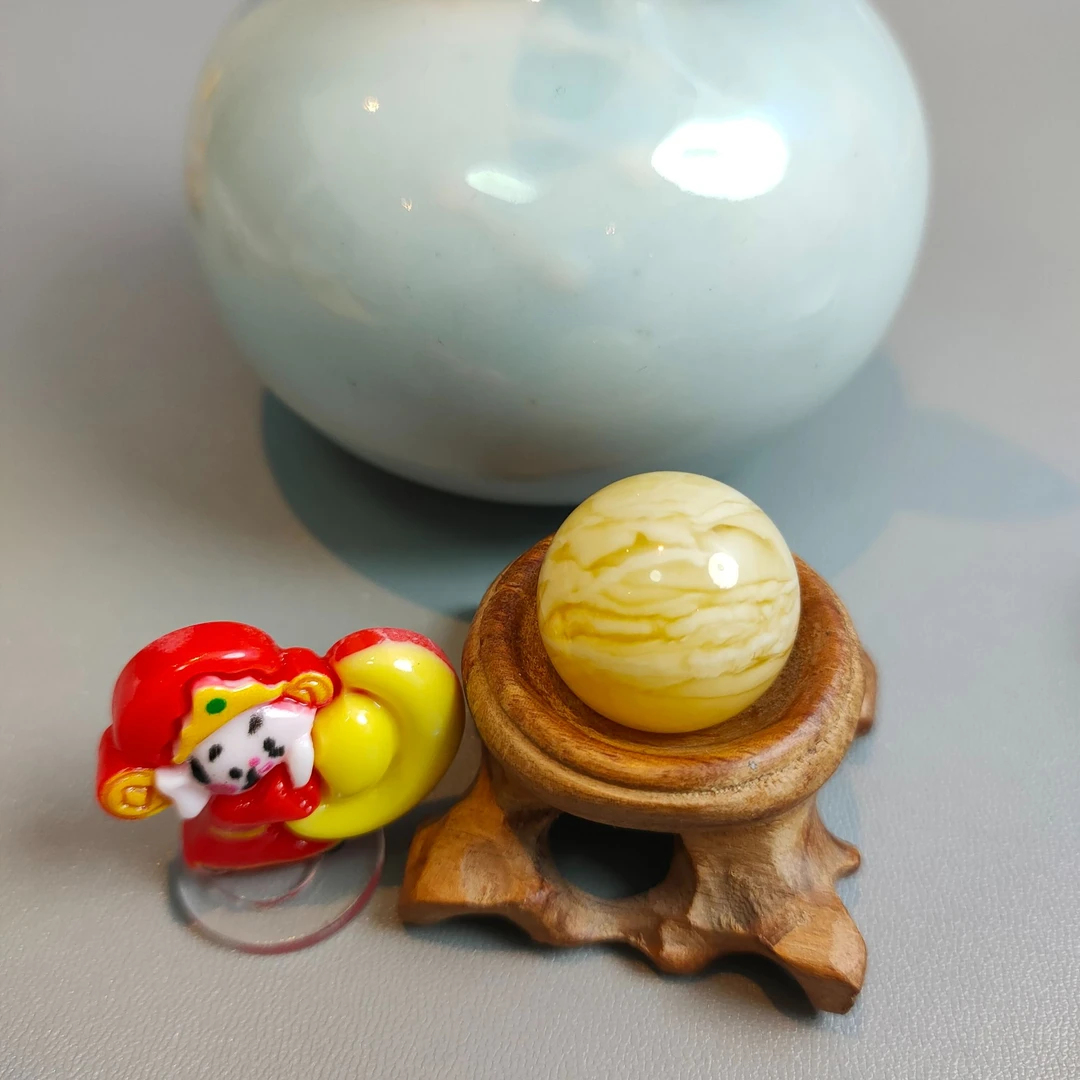 天然蜜蜡俄料瓷白花虎皮纹千层雪溶洞圆珠单珠
