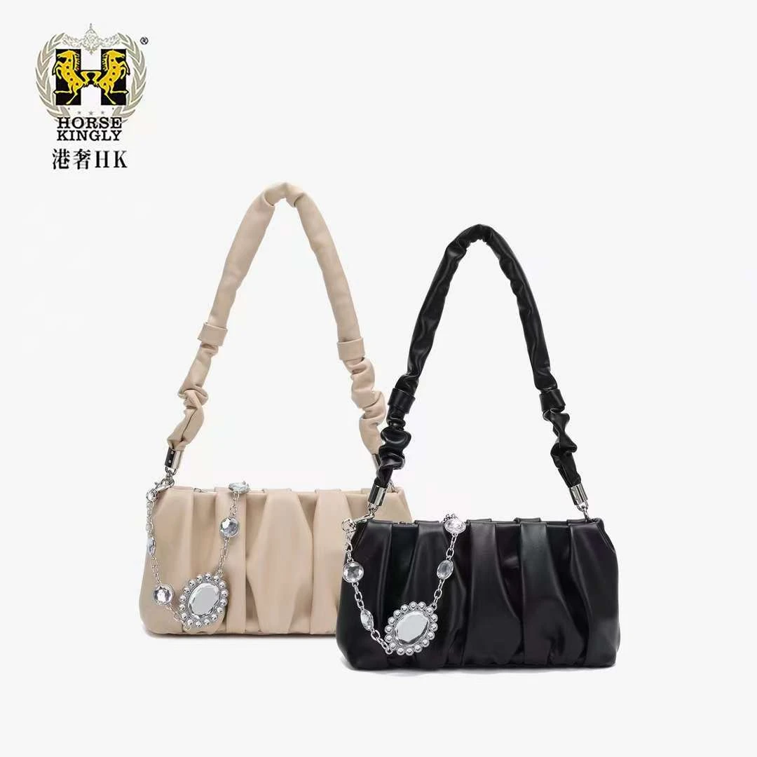 HorseKingly秋冬新款女士单肩包时尚百搭云朵包女包1023