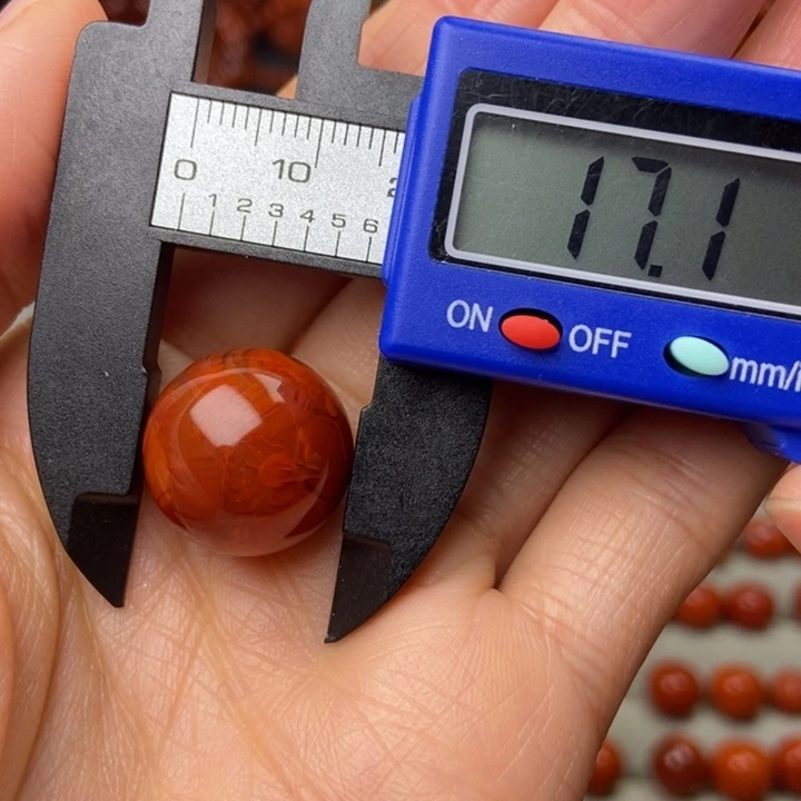 南红玛瑙配饰未镶嵌微瑕