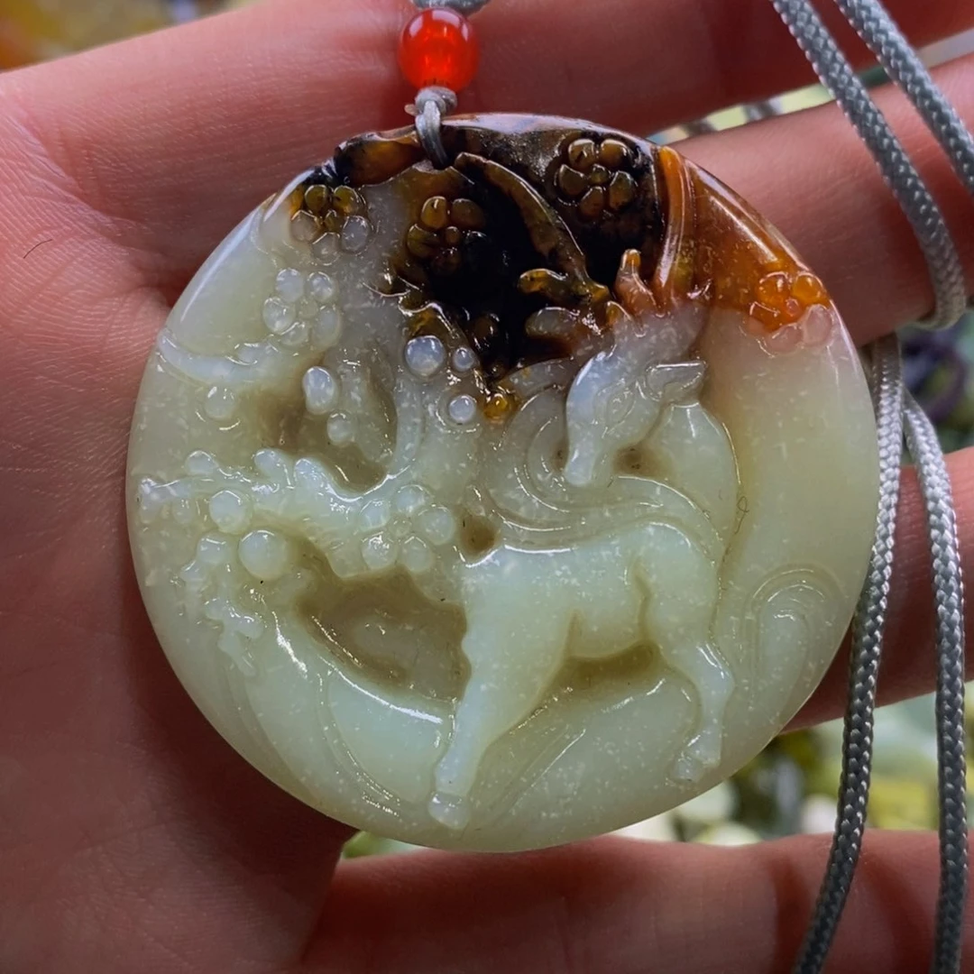 蛇纹石玉吊坠未镶嵌