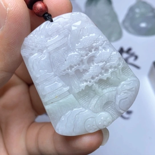 翡翠未镶嵌颈饰翡翠