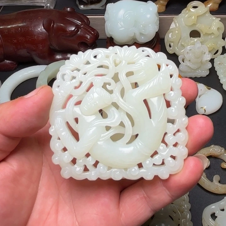 和田玉未镶嵌挂件